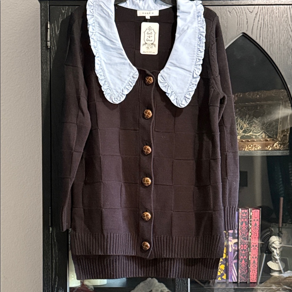 Moodie Brown Cardigan with Blue Collar